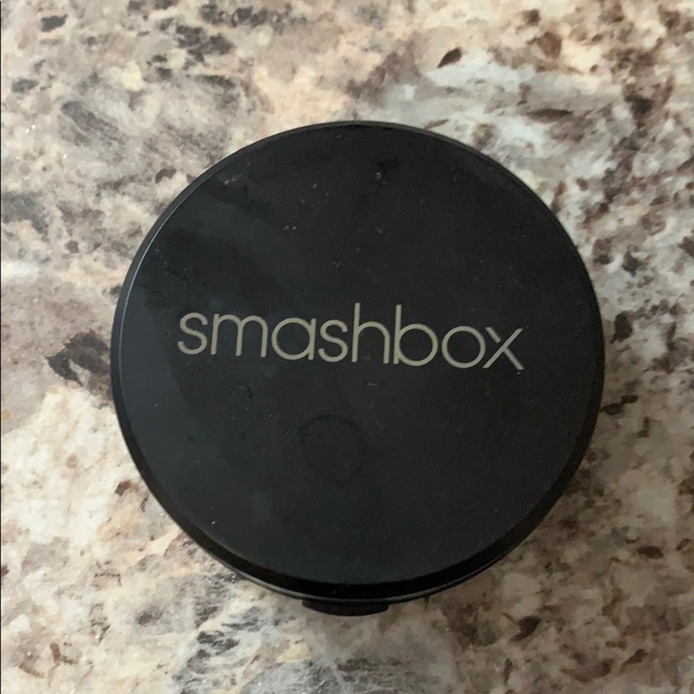 Smashbox Grind up Powder shade fair/light